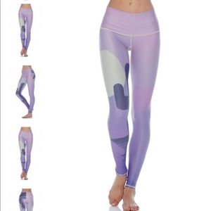 New Teeki leggings coyote new moon (NWT)